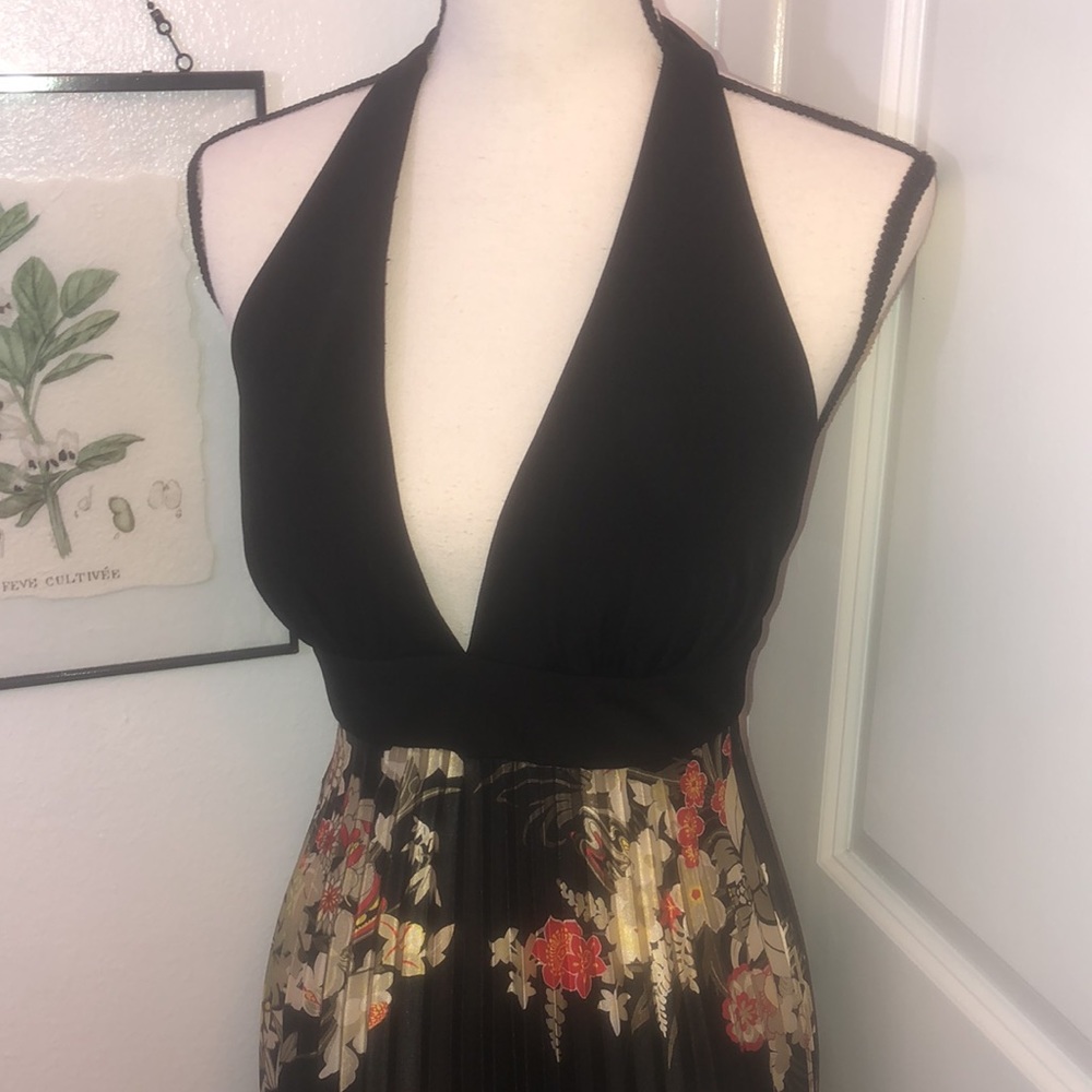 Betsy & Adam by Linda Bernell triangle halter top pleated maxi dress Asi… - Picture 5 of 15